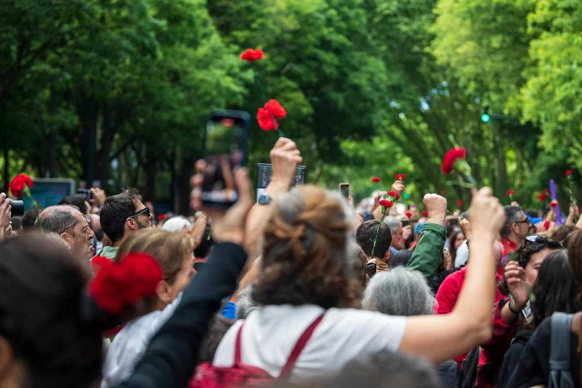Desfile 25 de Abril – Hoje e sempre: 51º Aniversário