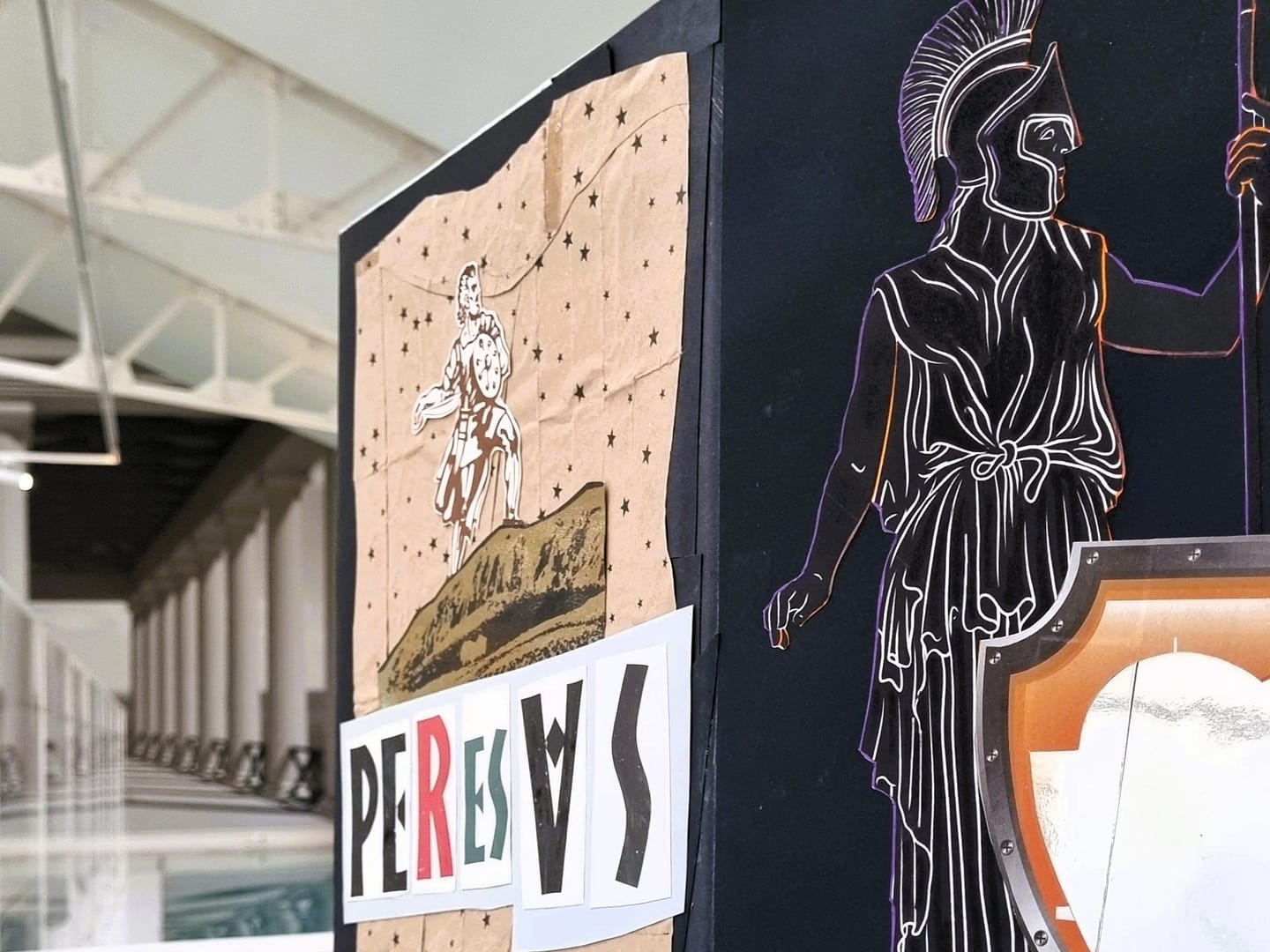 O mito do Minotauro em pop-up