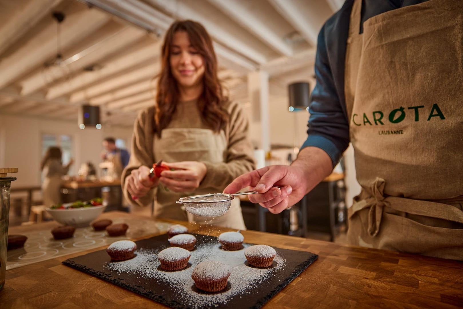 Gâteau au chocolat, poires et noix