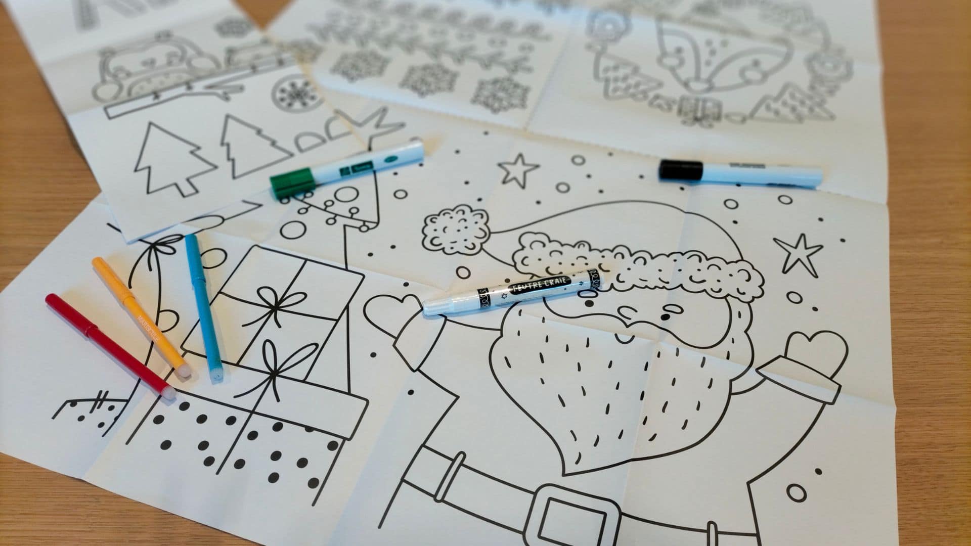 Dessins de Noël sur les vitres