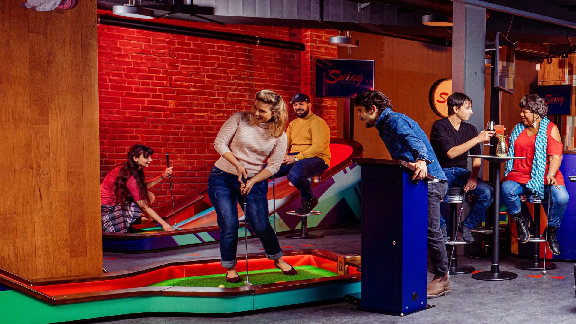 Swing Interactive Mini Golf (Les Acacias)