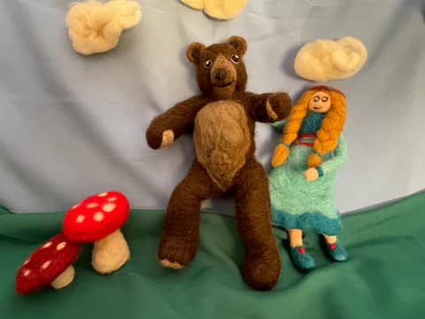 Mashenka e o urso – c/ a contadora Inês Lima