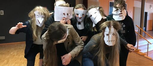 Onde fazemos teatro, é um bom lugar – Oficina de teatro