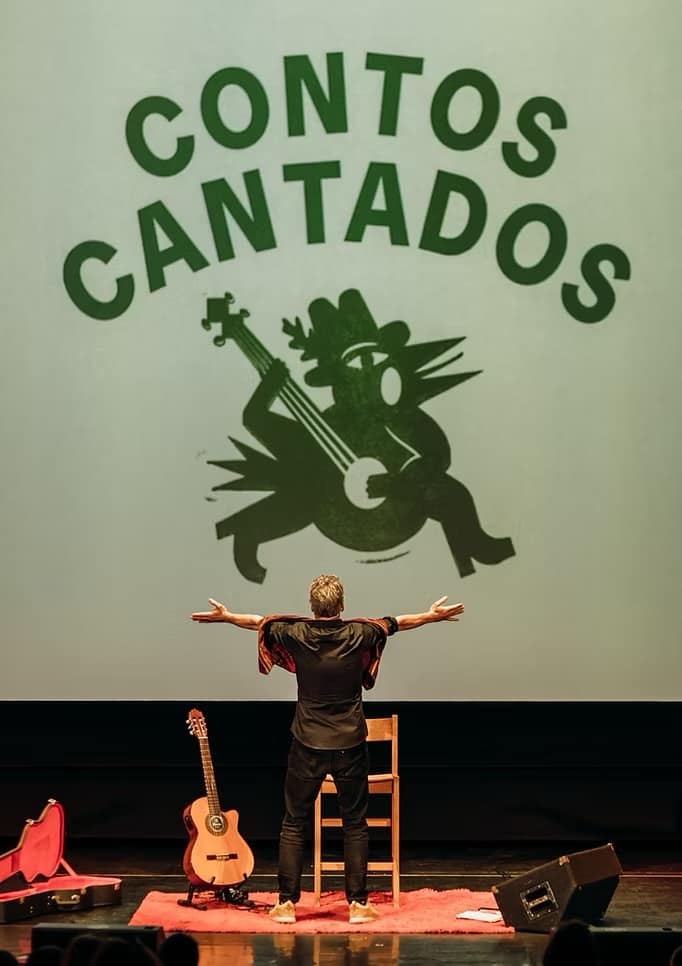 Contos cantados