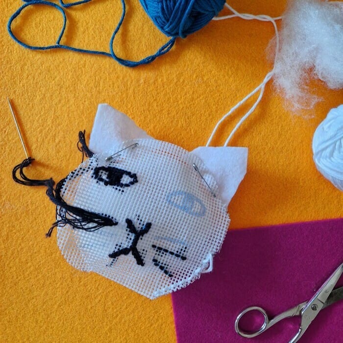 Atelier broderie et couture expérimentales