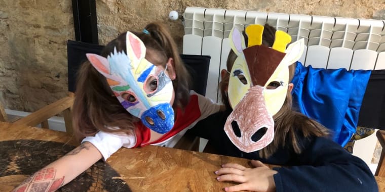 Atelier «Venham pintar Máscaras de Carnaval!»
