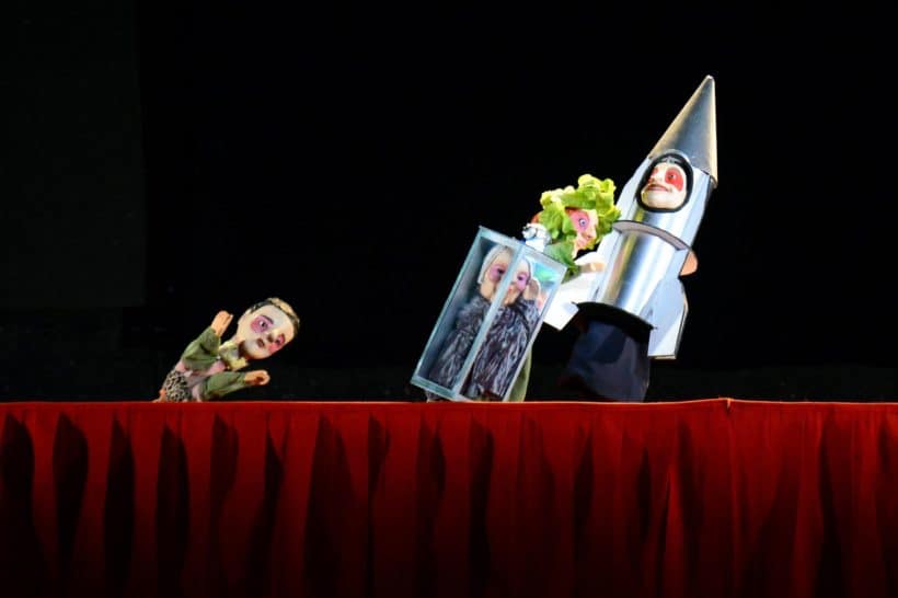 Castelet is not Dead – Cie Arnica (FR)