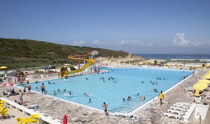 Parque Aquatico Lisboa - Piscinas Oceânicas da Praia das Maçãs (Colares)